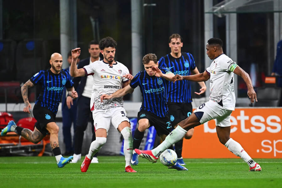 Inter Milan vs Cagliari (01:45 – 18/04) | Xem lại trận đấu