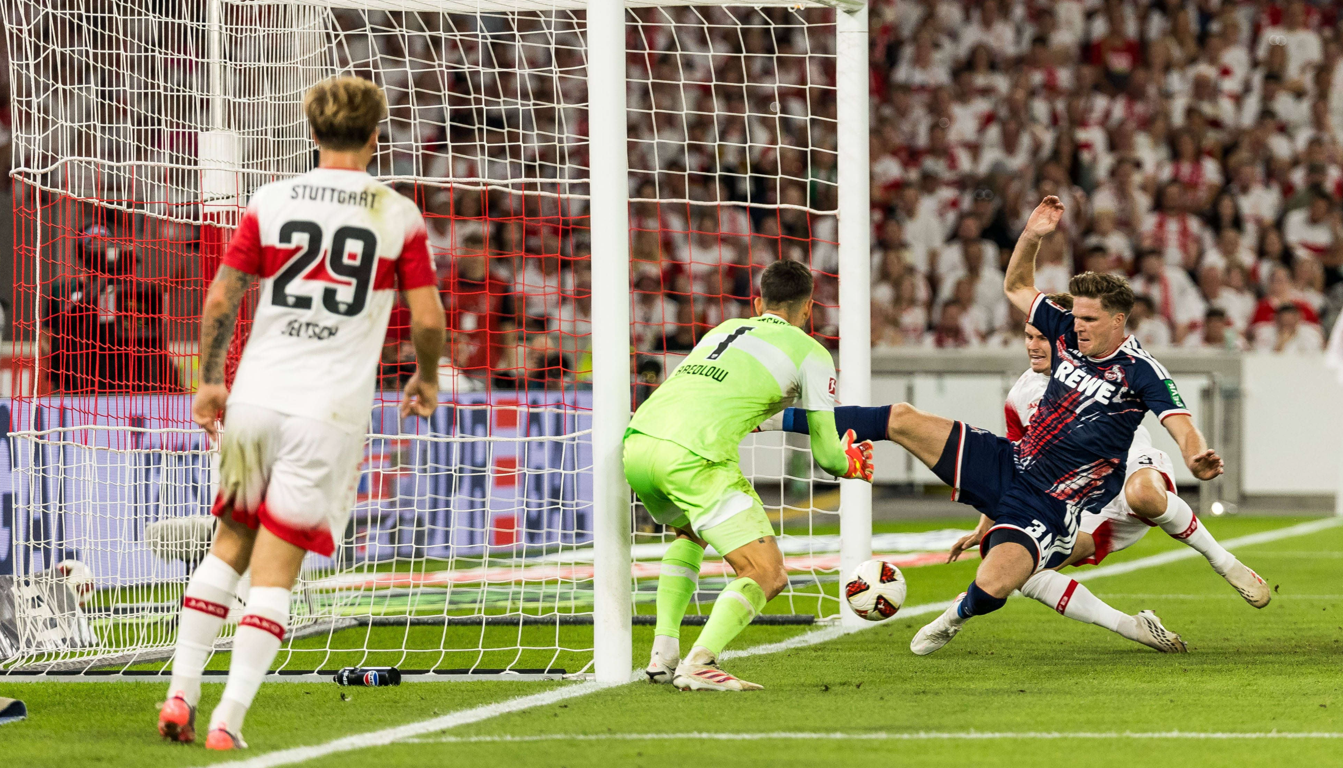 VfB Stuttgart vs FC Köln (01:30 – 05/09) | Xem lại trận đấu