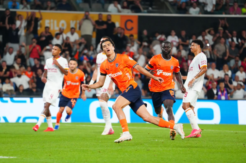 Basaksehir FK vs Galatasaray (00:00 – 05/09) | Xem lại trận đấu